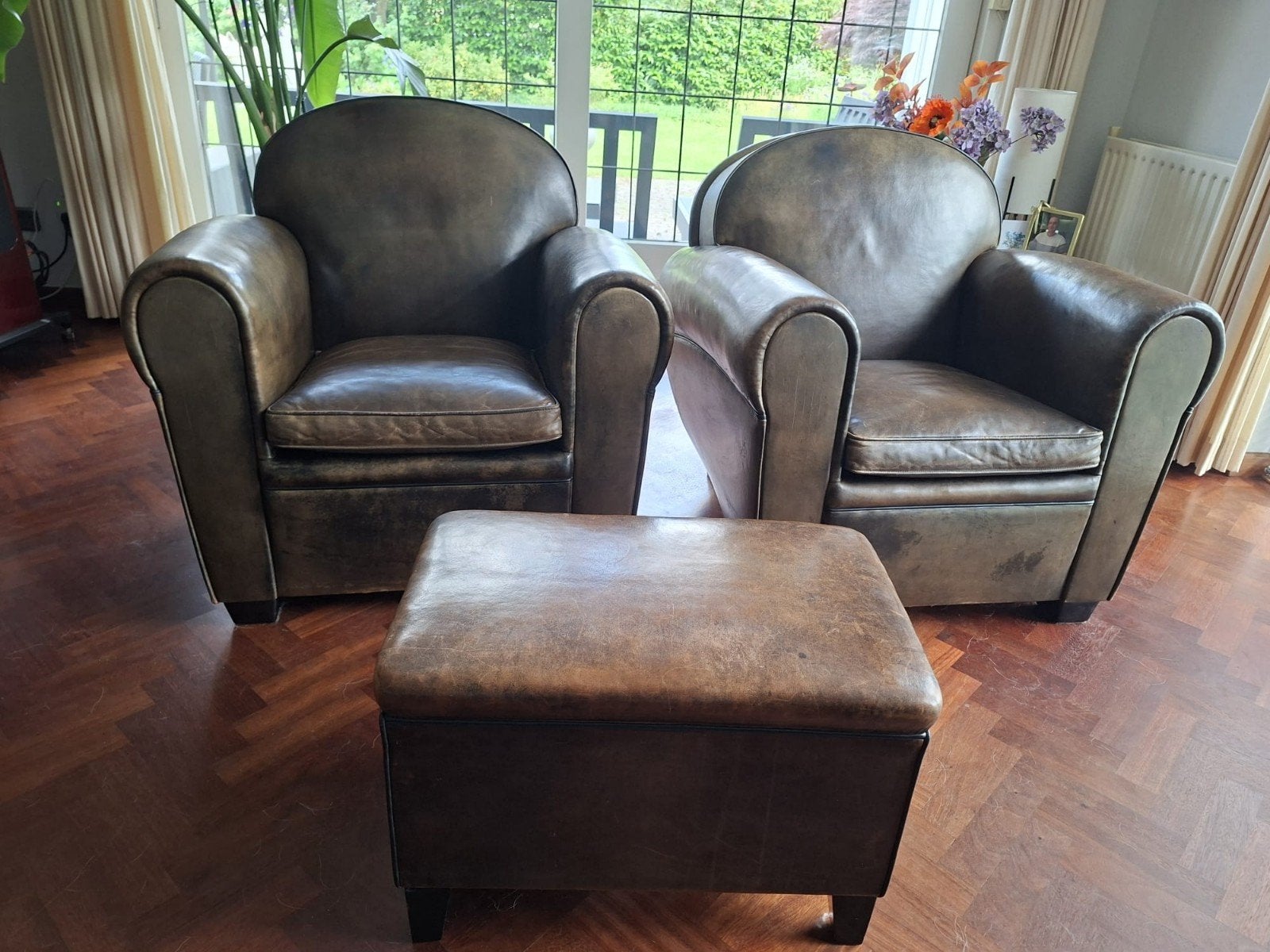 Bart van Bekhoven 2 fauteuils en hocker, Ophalen, Gebruikt, 75 tot 100 cm, Leer