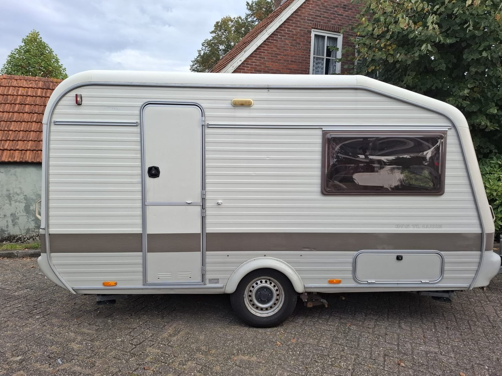 AVENTO ROYAL | 1999 | TRUMATIC | WC | HORREN, Kachel, Treinzit, 750 - 1000 kg, Particulier