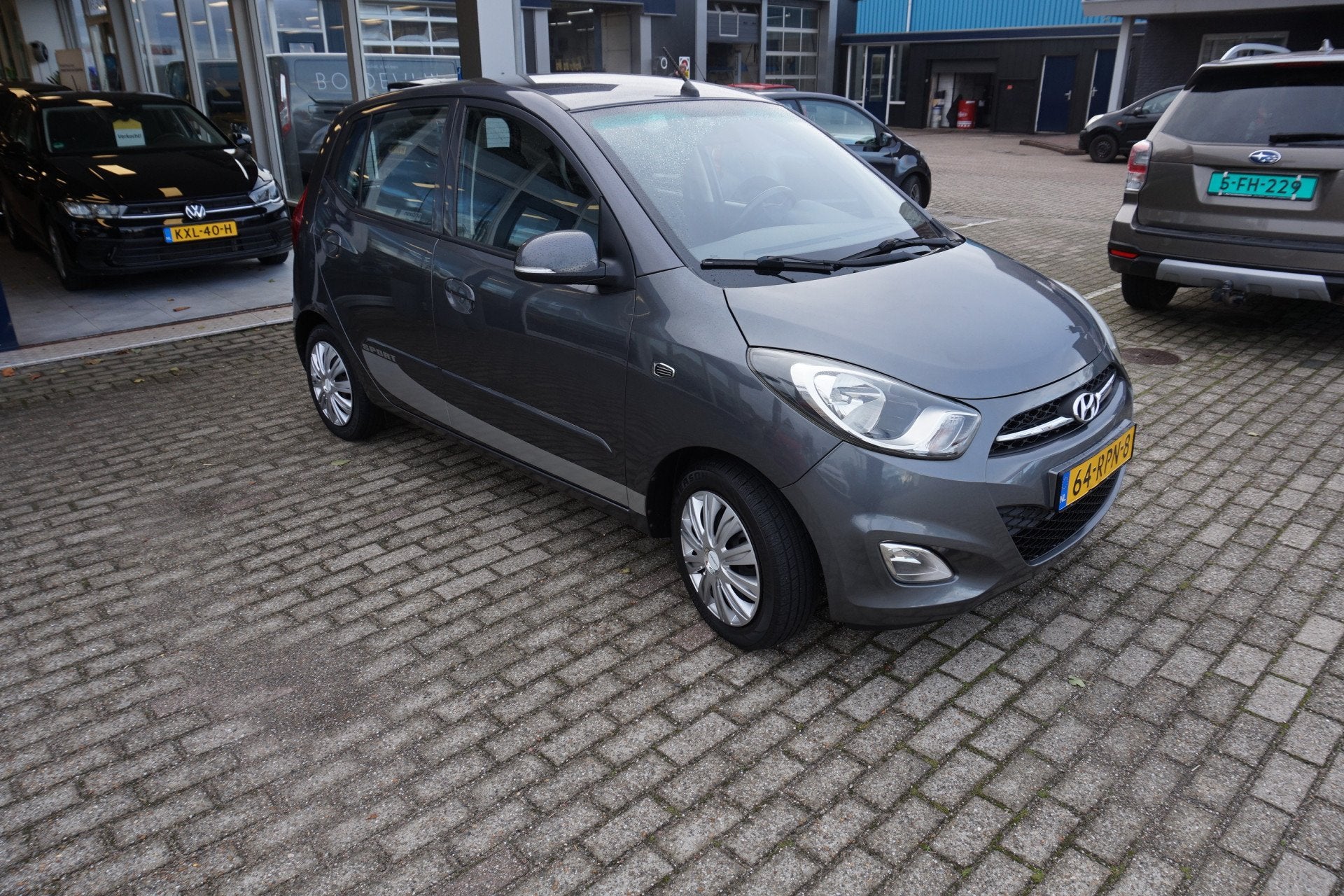 Hyundai i10 1.2 i-Catcher Incl nw apk/beurt & 3 mnd 100% gar, Voorwielaandrijving, Euro 5, Gebruikt, 4 cilinders