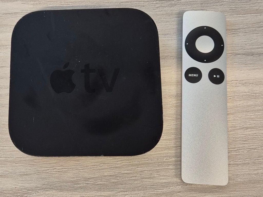 Apple TV met afstandsbediening en kabels, Audio, Tv en Foto, Ophalen of Verzenden, Gebruikt, HDMI, Zonder harde schijf