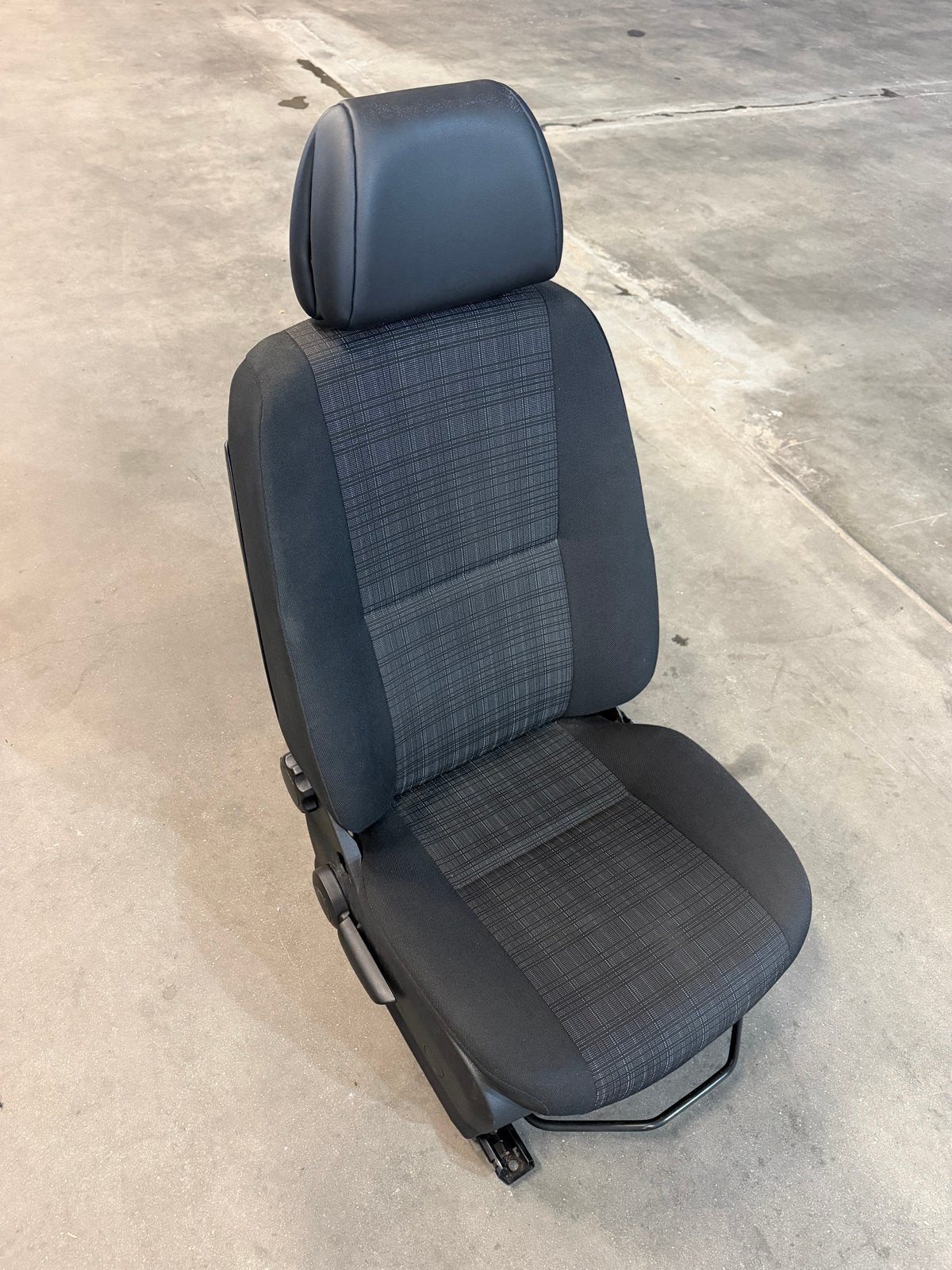 Mercedes Sprinter Stoel - Comfortabele Bestuurdersstoel, Auto-onderdelen, Ophalen, Gebruikt, Mercedes-Benz