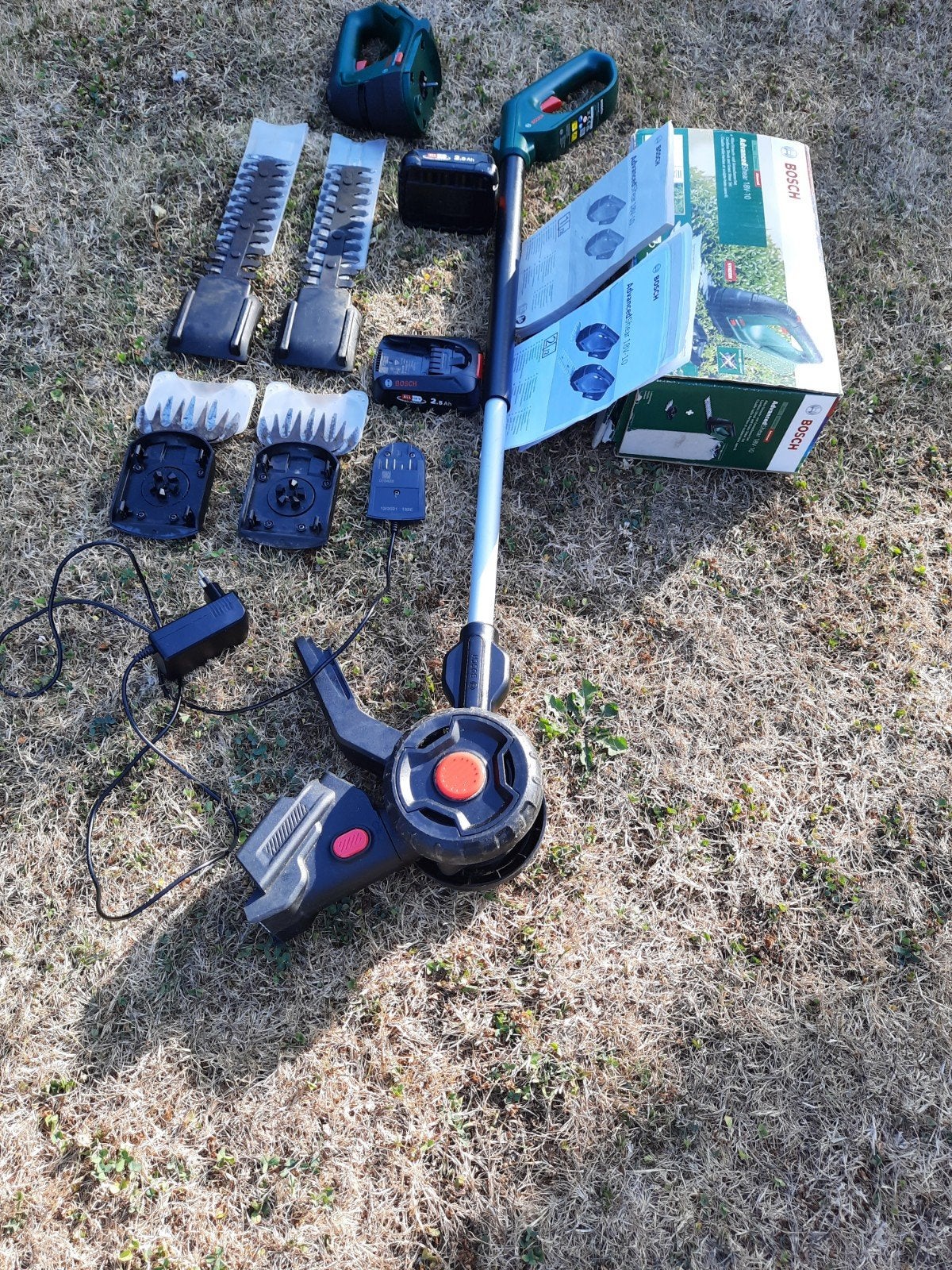 heg/gras schaar van bosch, Tuin en Terras, Heggenscharen, Ophalen, Gebruikt, Accu, Bosch
