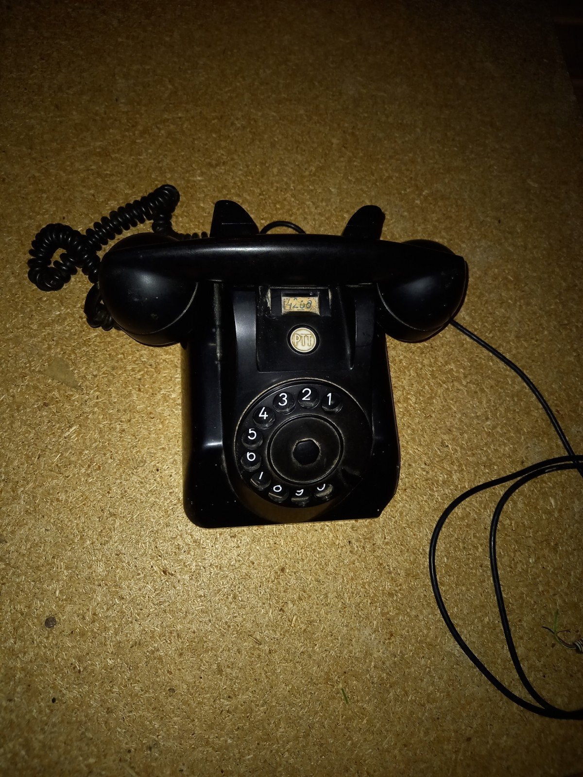 Antieke zwarte telefoon, Telecommunicatie, Vaste telefoons | Niet Draadloos, Ophalen, Gebruikt, Met draaischijf
