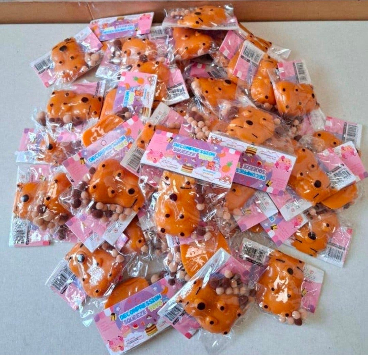 Partij Squishy Capibara 100 stuks € 75,-, Kinderen en Baby's, ., Jongen of Meisje, Nieuw, Ophalen of Verzenden