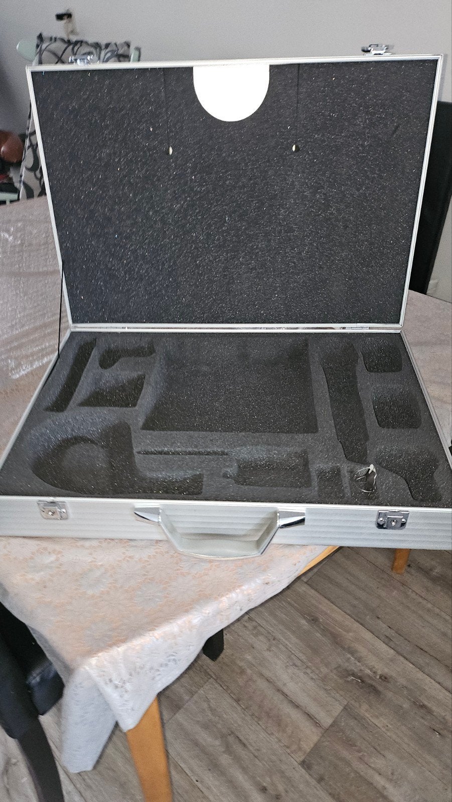 Sennheiser  kist  en draadloos microfoons, Ophalen, Zo goed als nieuw, Zangmicrofoon, Draadloos