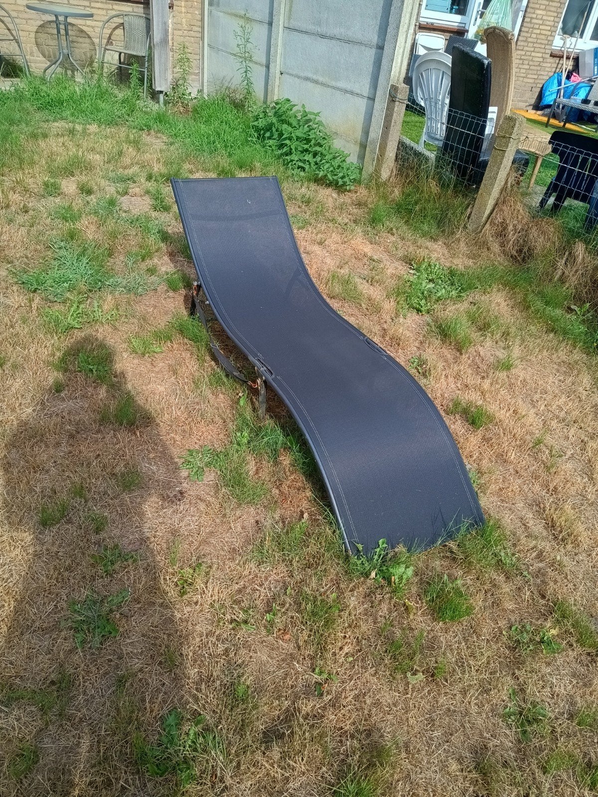 Zwarte ligstoel / ligbed, Ophalen, Gebruikt, Textileen