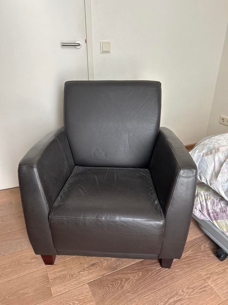 Comfortabele donkerbruine fauteuil stoel, Gebruikt, 75 tot 100 cm, 75 tot 100 cm, Ophalen