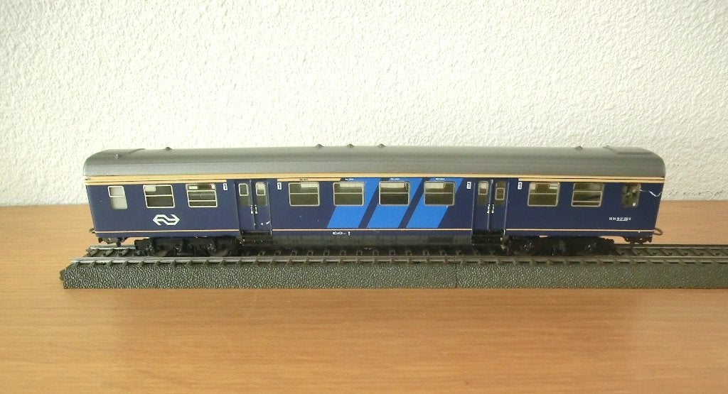 Marklin rijtuig 1e klasse 4117 NS met sluitverlichting !!, Hobby en Vrije tijd, Modeltreinen | H0, Wisselstroom, Wagon, Ophalen of Verzenden