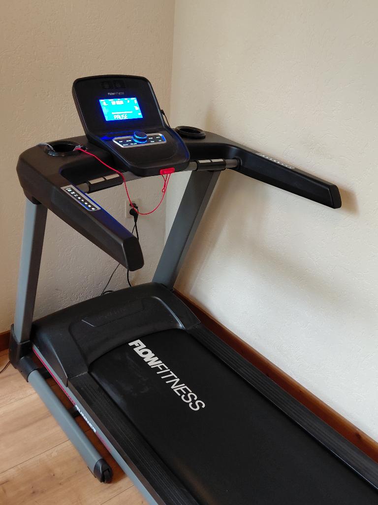 Loopband Flow Fitness Runner DTM2500, Ophalen, Zo goed als nieuw, Loopband