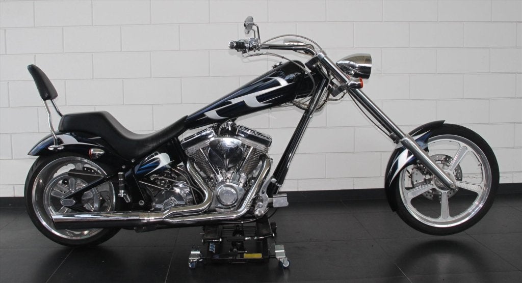 Harley-Davidson Iron IRON HORSE-SOFTTAIL-CHOPPER-SPECIAL PAI, Harley-Davidson, Customerservices@harley‑davidson.com, 3700 West Juneau Avenue
WI 53208  Milwaukee, US
