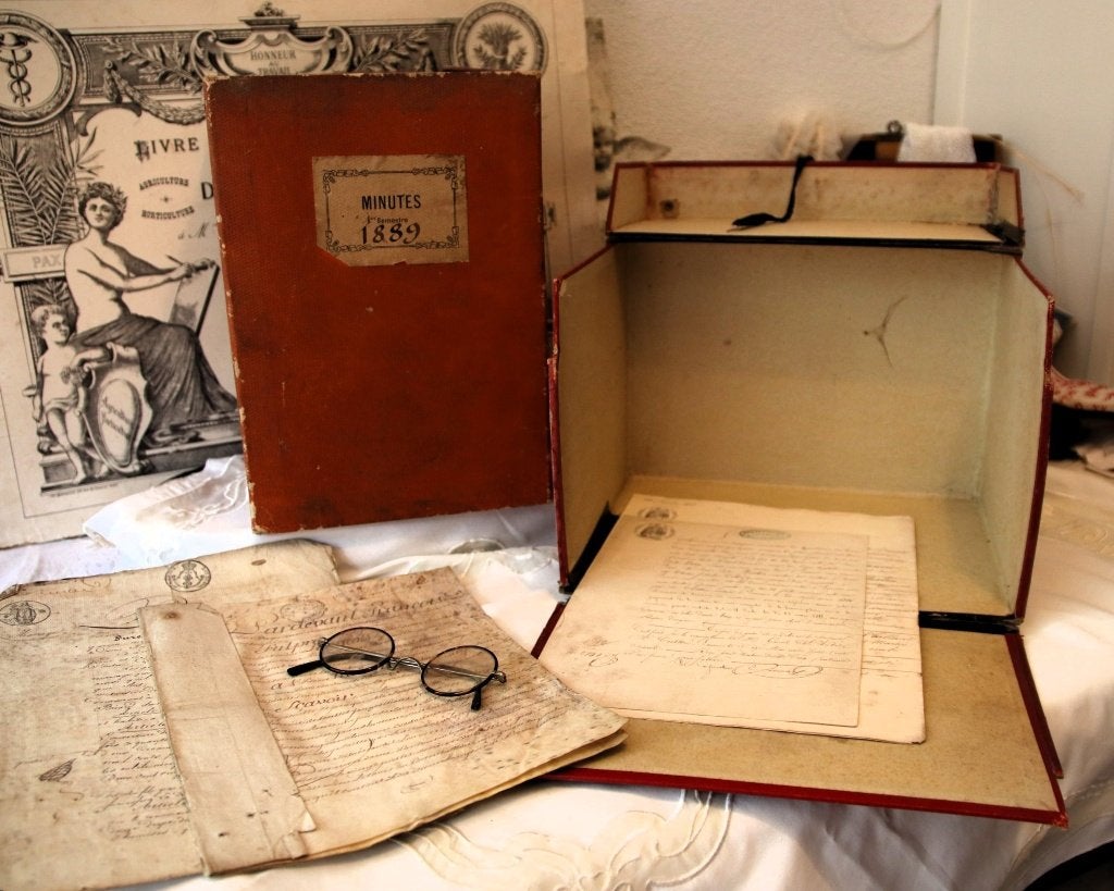 oude Franse notaris doos *Marries*, Verzenden