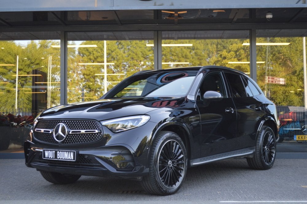 Mercedes-Benz GLC 300e 4MATIC AMG Led Panorama Memory Distro, Auto's, Automaat, Gebruikt, Euro 6, Plug-in hybride