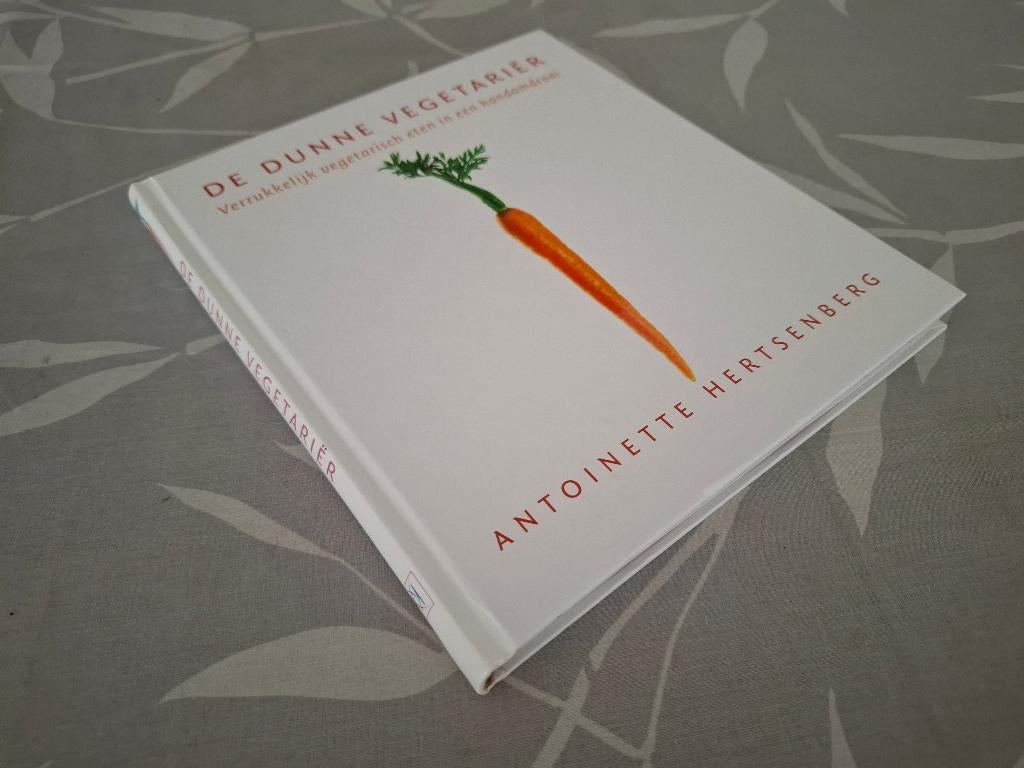 DE DUNNE VEGETARIȄR - Antoinette Hertsenberg, Vegetarisch, Ophalen of Verzenden, Zo goed als nieuw, Antoinette Hertsenberg
