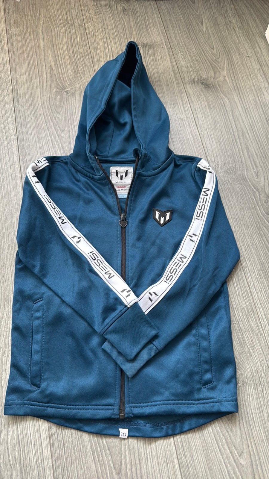 Messi Trainingsvest maat 122/128 Vingino, Ophalen of Verzenden, Zo goed als nieuw, Jongen