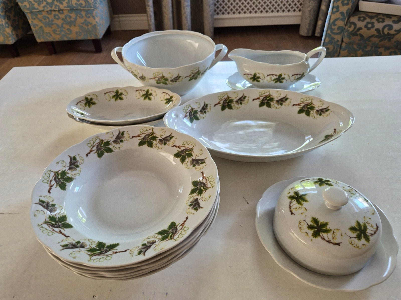 MZ Czechoslovakia vintage servies Vine Leaves 12 dlg., Antiek en Kunst, Ophalen of Verzenden