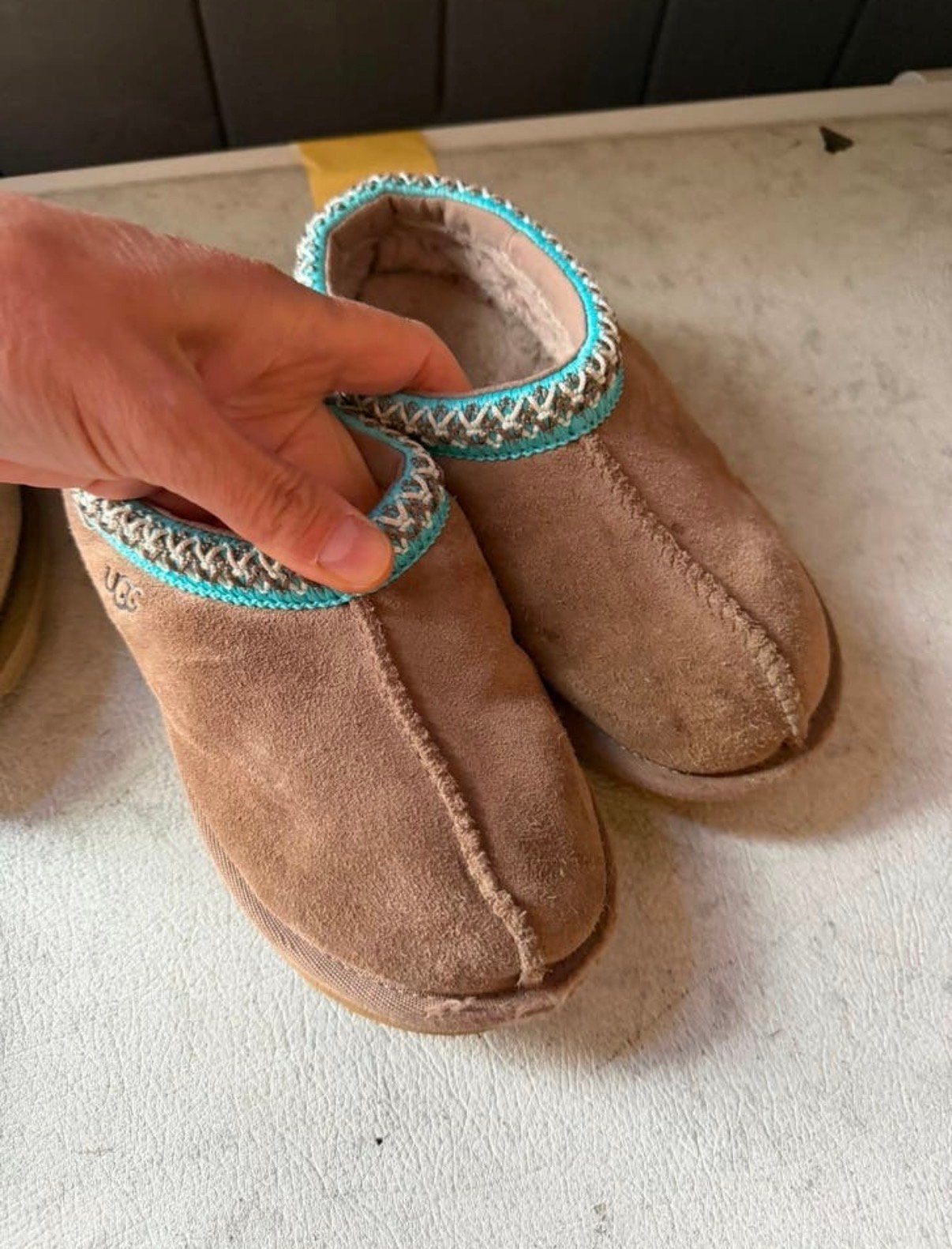 Originele Uggs pantoffels maat 28, Ophalen of Verzenden, Gebruikt, Jongen of Meisje, Schoenen
