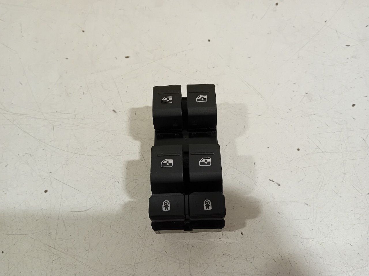 Bedieningspaneel elektrische ramen Audi A3, Auto-onderdelen, Onderdelen@venauto.nl, Van der Ven Autorecycling B.V., Gebruikt, Ettenseweg 76, 4706 PB Roosendaal, The Netherlands
