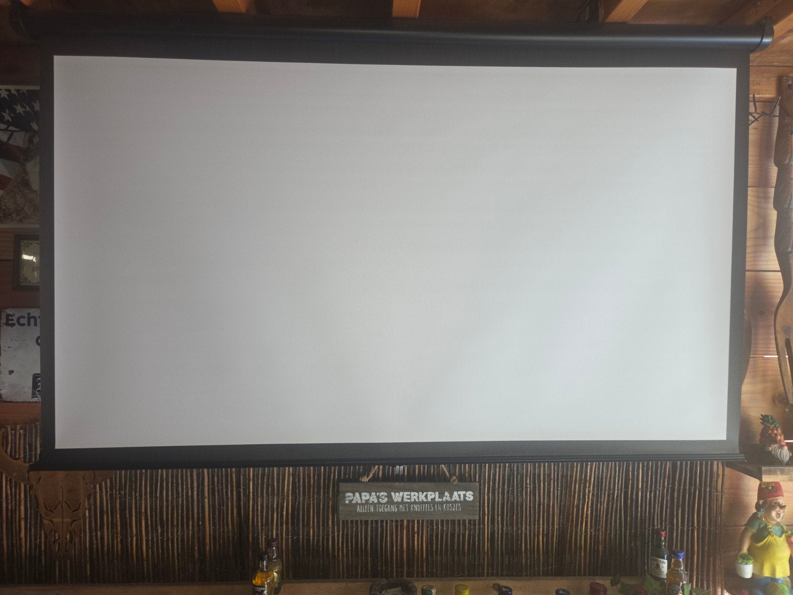 Beamer met scherm (130cm diagonaal), Audio, Tv en Foto, Beamers, Ophalen of Verzenden, Gebruikt, Overige technologieën, Overige resoluties