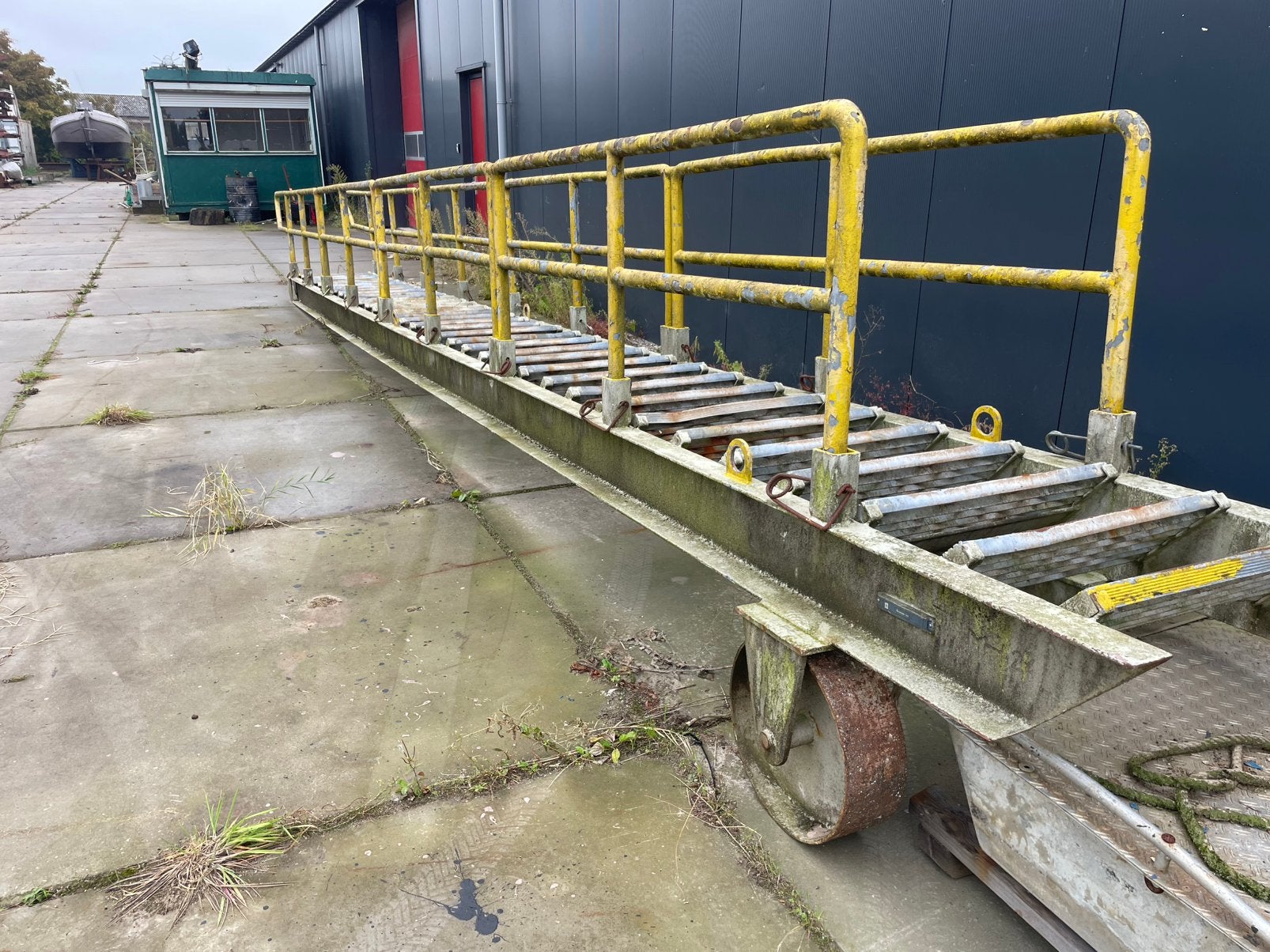 Lange zware robuuste trap, Ophalen of Verzenden, Zo goed als nieuw, 2 tot 4 meter