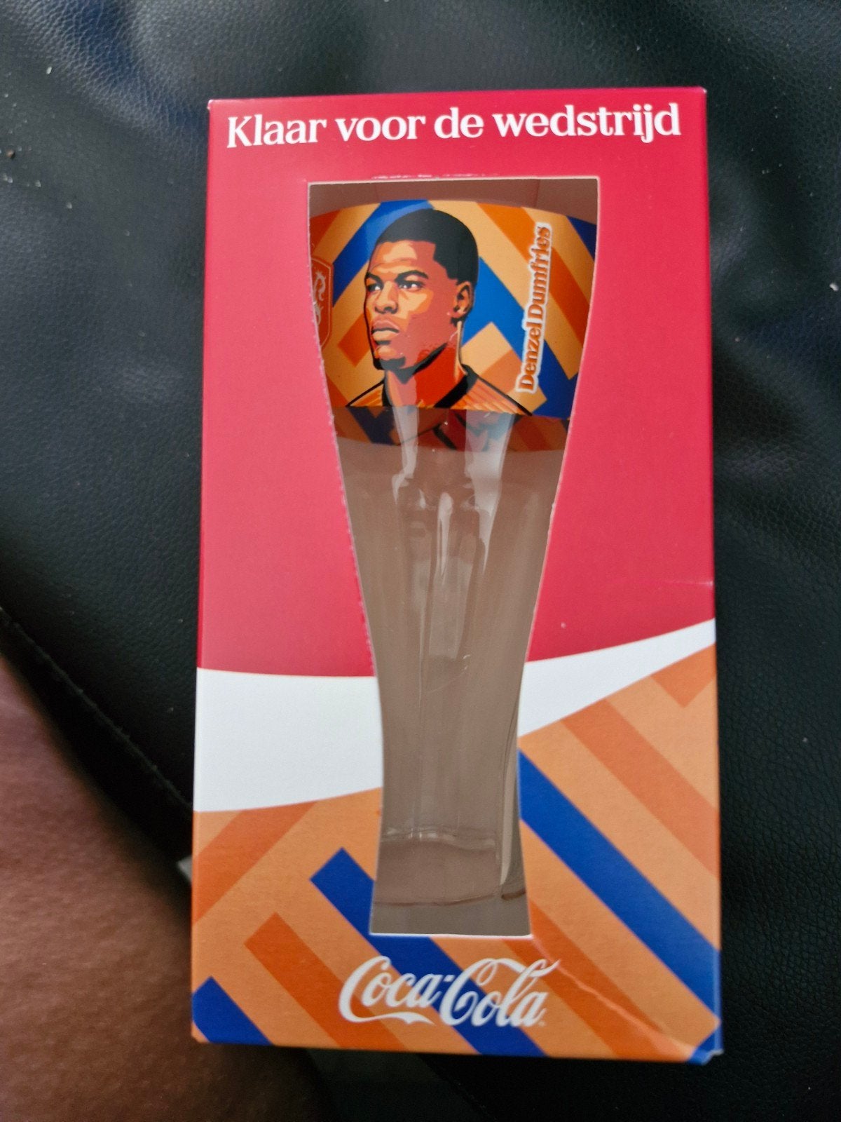 Coca-Cola Denzel Dumfries glas - Klaar voor de wedstrijd, Huis en Inrichting, Ophalen, Nieuw, Glas