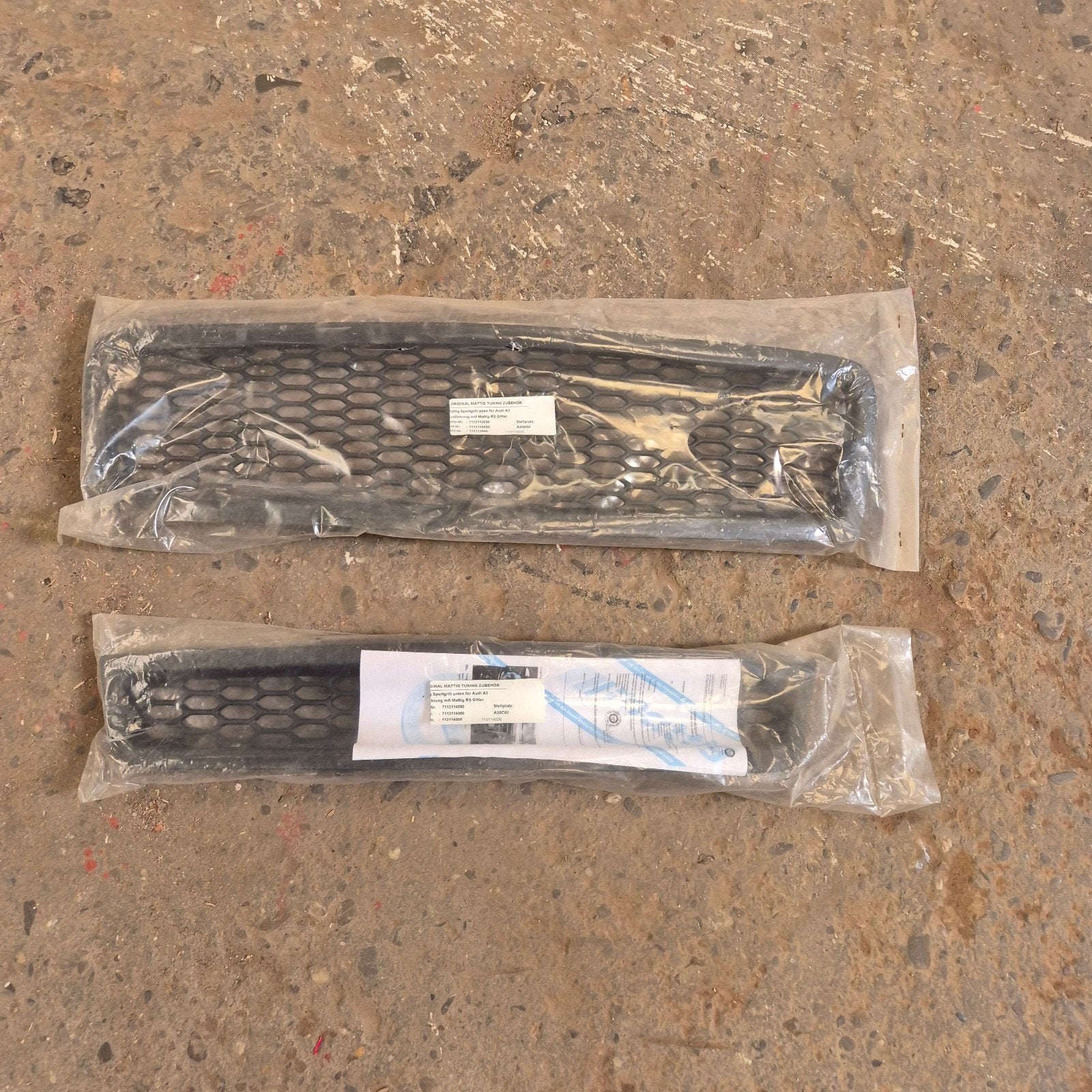 Audi 80 100 a3 a4 a6 Grillen Mattig FK Automotive NOS, Voor, Nieuw, Spatbord, Audi