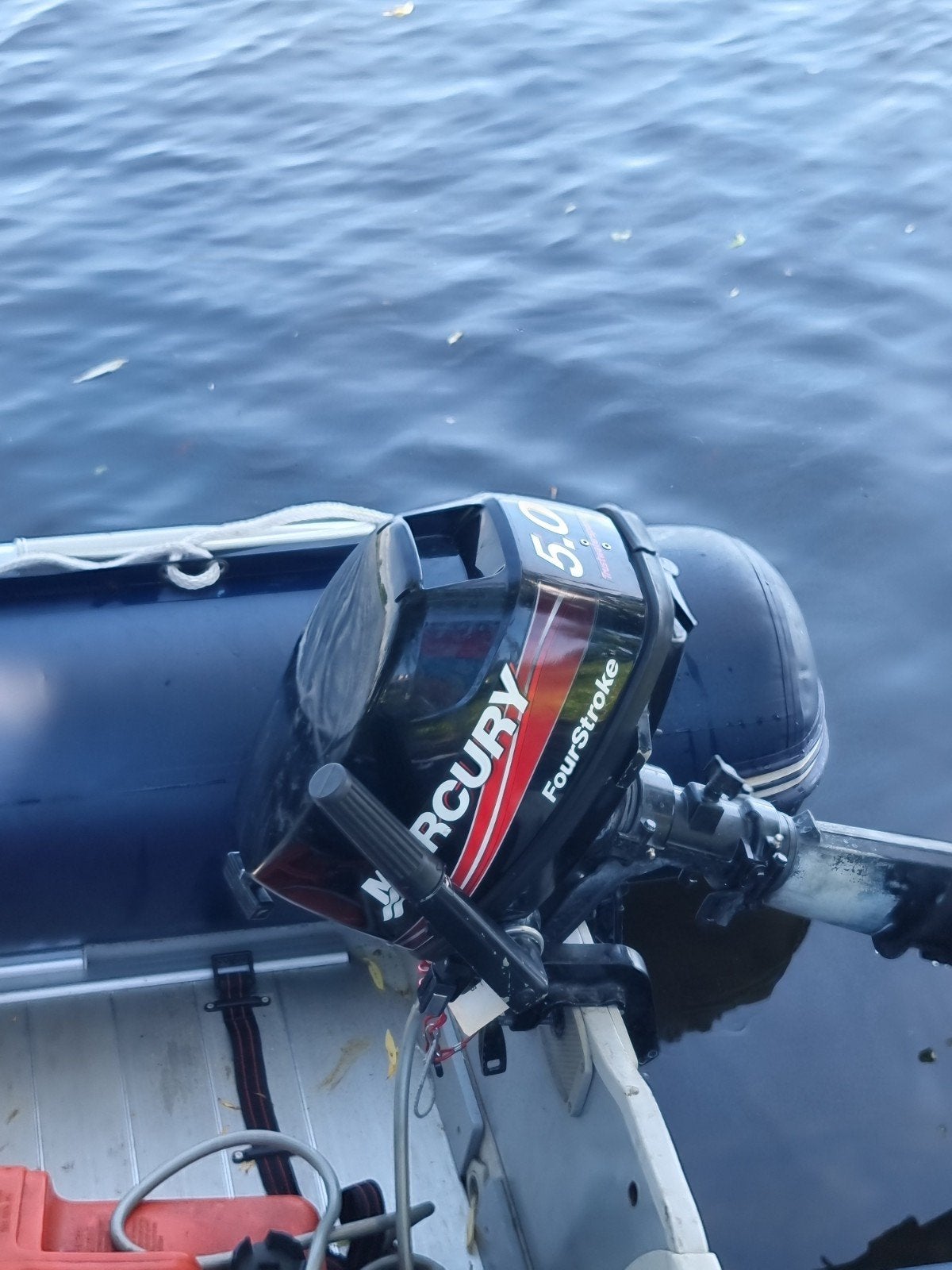 Rubberboot met aluminium bodem en 6pk Mercury 4-takt motor, Watersport en Boten, Rubberboten, Aluminium, Gebruikt, Inclusief motor