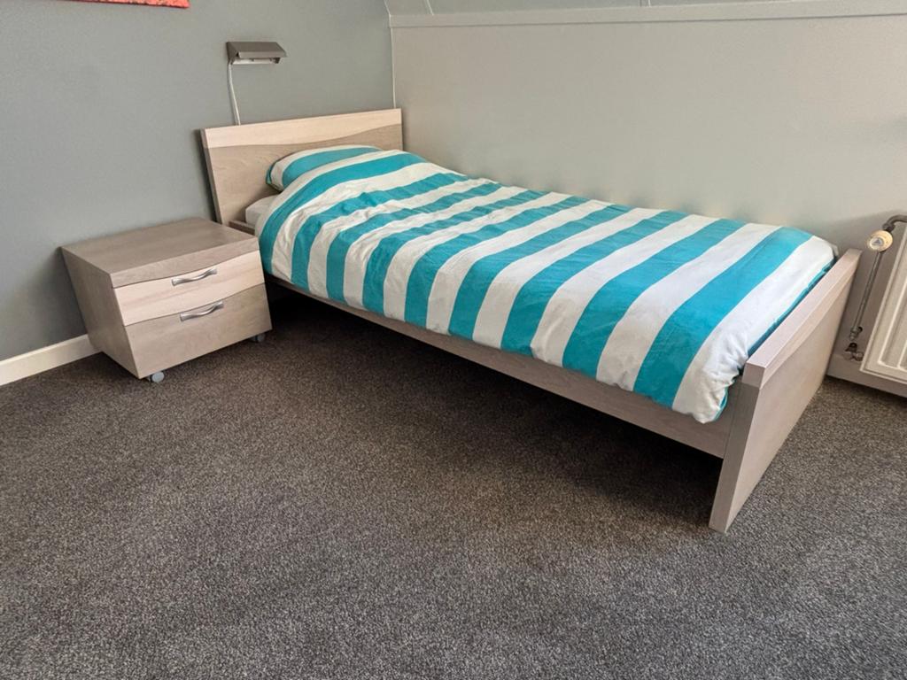 Mooie complete kinderkamer, Ophalen, Zo goed als nieuw, Jongetje of Meisje