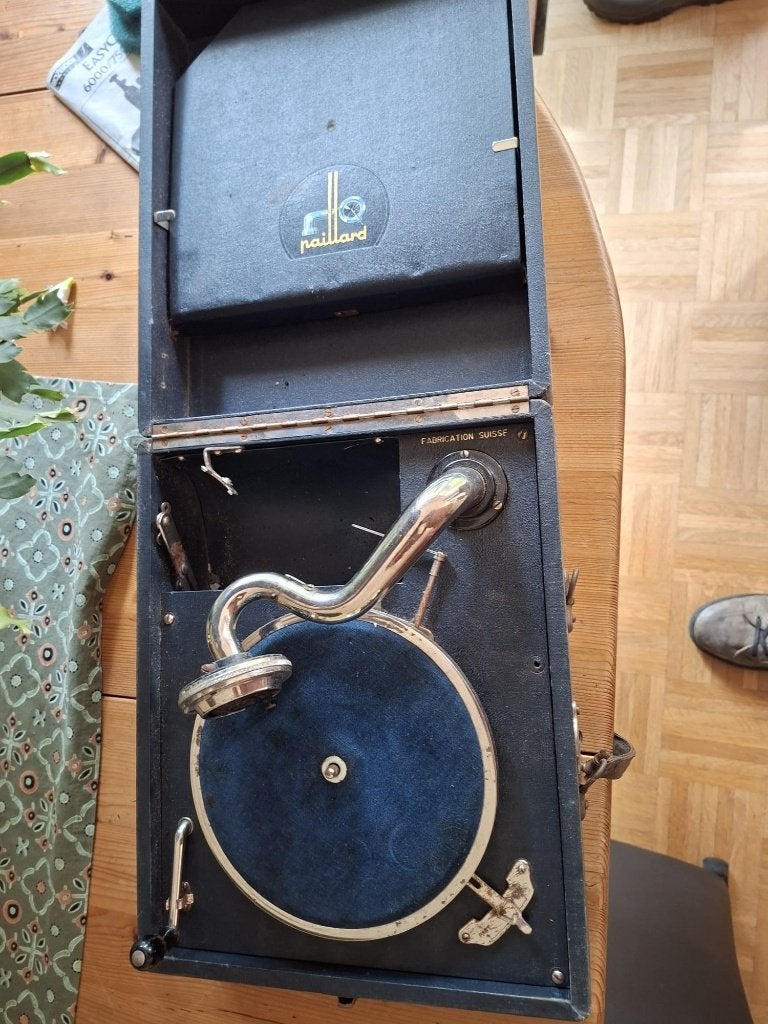 antieke platenspeler 1920/1930, Ophalen