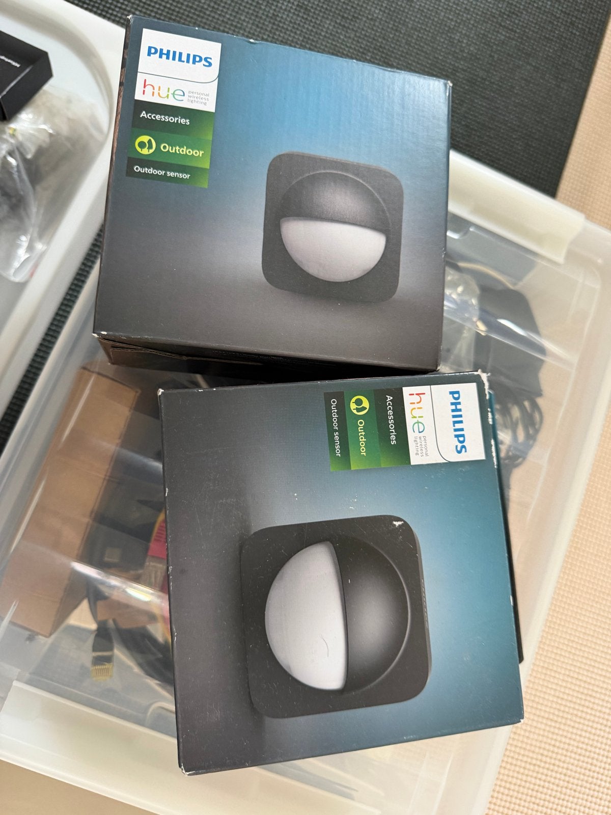 2X Philips Hue Outdoor Sensor - Bewegingssensor voor buiten, Met sensor, Zwart, Nieuw, Ophalen of Verzenden