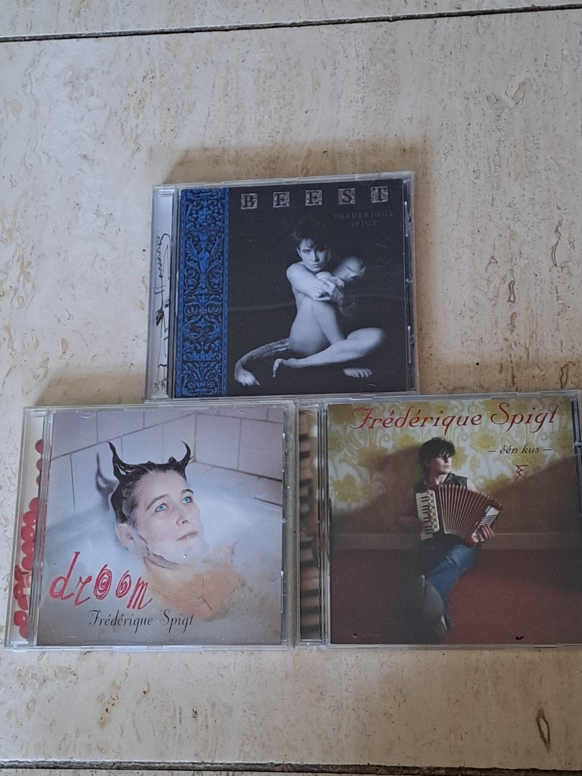 Frédérique Spigt CD's: Beest, Droom, Eén Kus (3 stuks), Ophalen of Verzenden, Zo goed als nieuw, Levenslied of Smartlap