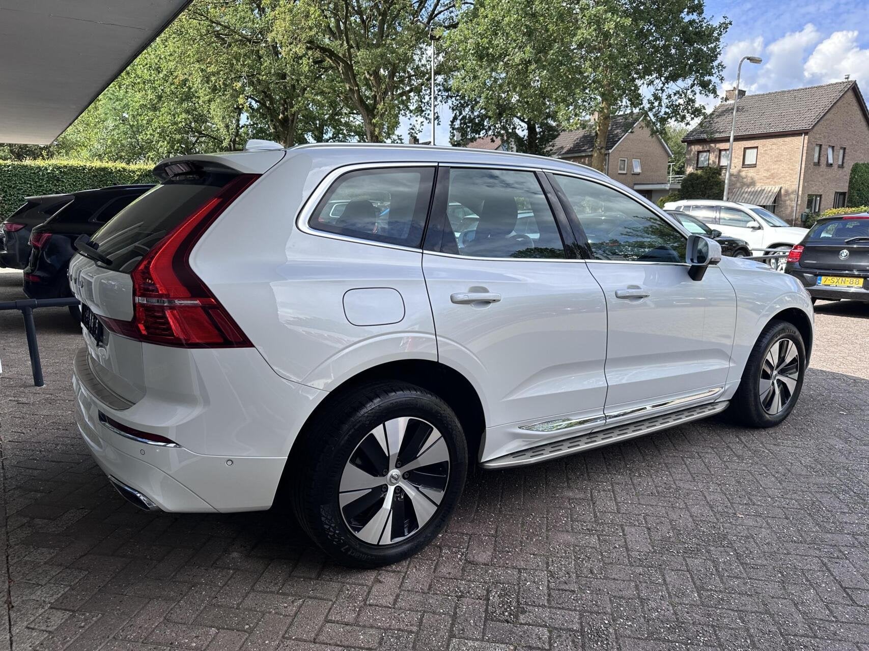 Volvo XC60 2.0 T6 Plug-in hybrid AWD Inscription Pano, Leer,, Auto's, Automaat, Gebruikt, Leder, Bedrijf