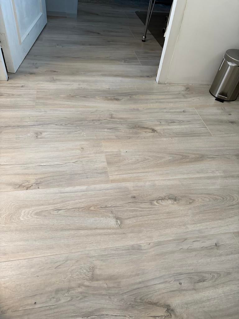 Skandor Laminaat 8.0 Andorra Oak - Nieuw in verpakking, Doe-het-zelf en Verbouw, Ophalen, Nieuw, Hout, Laminaat