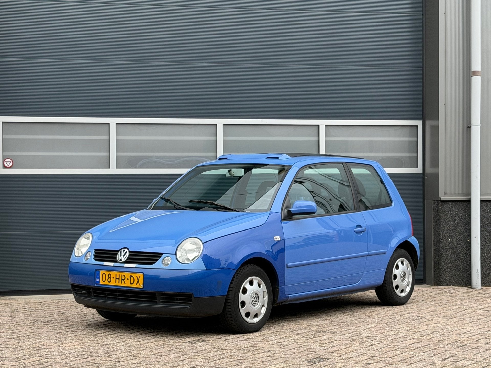Volkswagen Lupo 1.4-16V Trendline bj.2001 Opendak|Stuur bekr, Voorwielaandrijving, Gebruikt, 31 €/maand, 4 cilinders