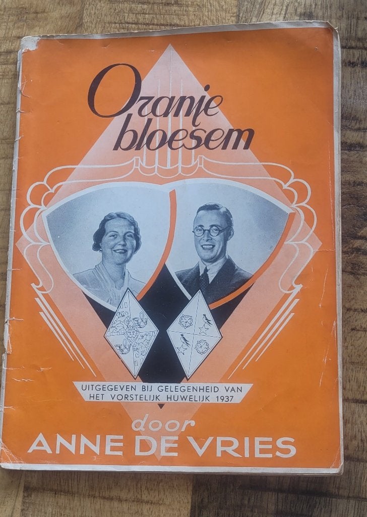 ORANJE BLOESEM (1937) HUWELIJK JULIANA EN BERNHARD, Ophalen of Verzenden, Gebruikt, Nederland, Tijdschrift of Boek