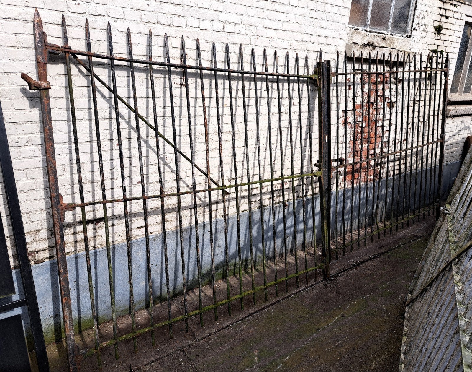 Poort poorten volijzeren poort, Ophalen