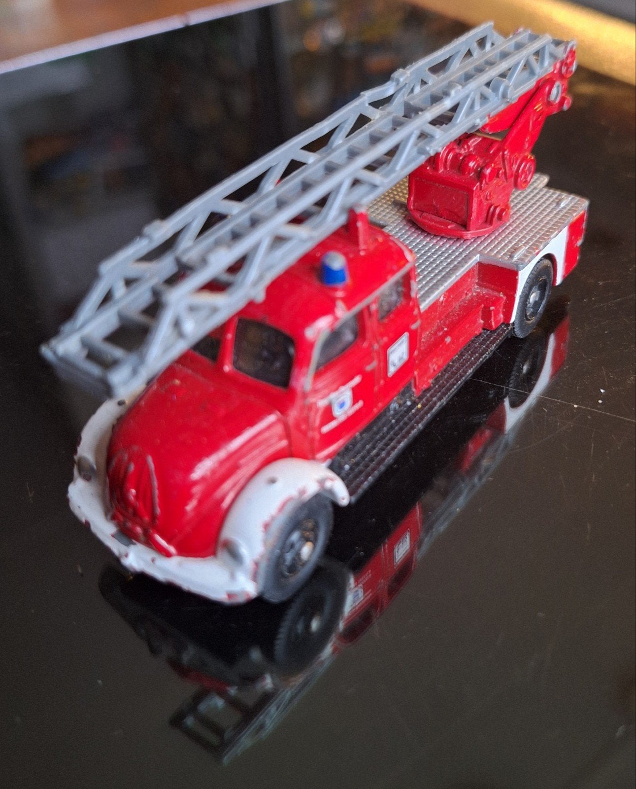 Corgi magirus deutz "fire escapr", Ophalen of Verzenden, Gebruikt, Auto, Corgi