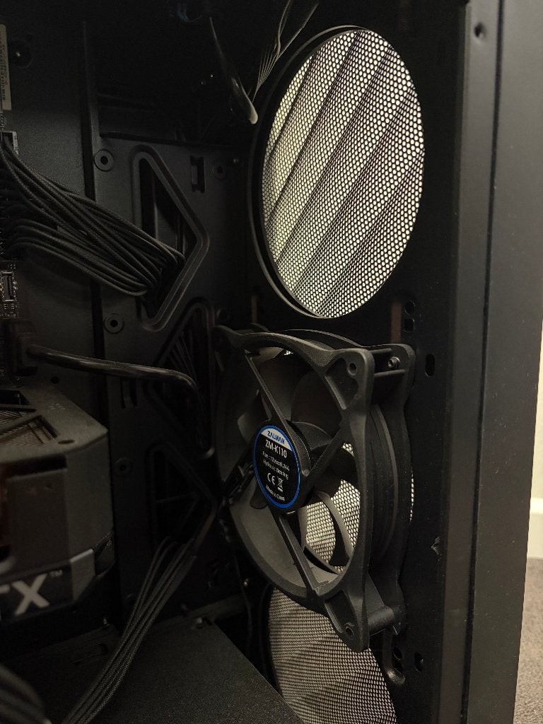 Foto 7 van Game PC | Ryzen 5 7500F | RTX 4060 | 32GB DDR5 | 2TB NVMe