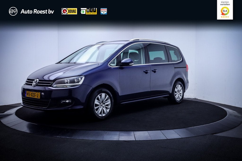 Volkswagen Sharan 1.4 TSI 7P COMF.LINE NAVI | CLIMA | TREKHA, Auto's, Volkswagen, Euro 5, Zwart, 4 cilinders, 150 pk