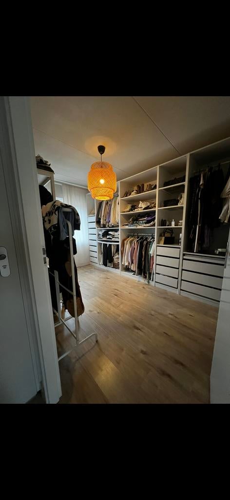 2x IKEA SINNERLIG Rotan Hanglampen - Zo goed als nieuw, Huis en Inrichting, Lampen | Hanglampen, Ophalen of Verzenden, Zo goed als nieuw
