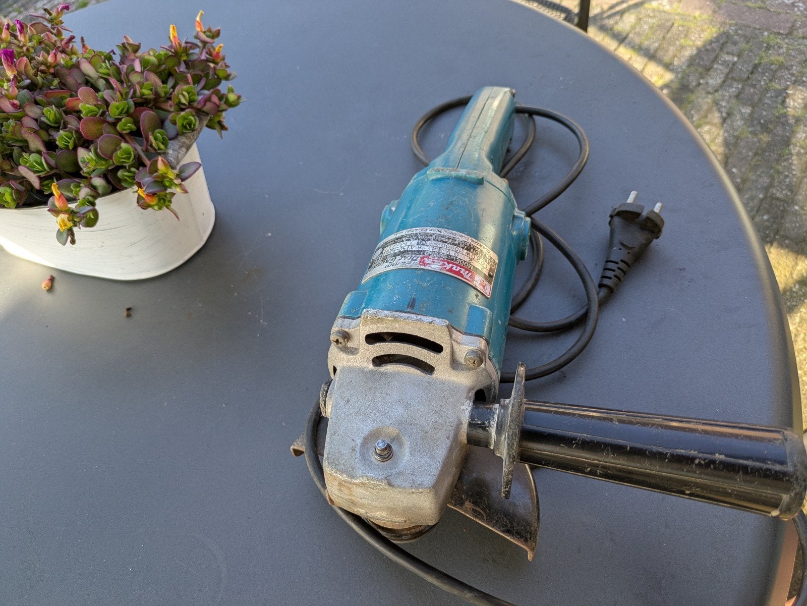 Makita haakse slijper, Doe-het-zelf en Verbouw, Gereedschap | Slijpmachines, Ophalen of Verzenden, 1000 watt of meer, Haakse handslijpmachine