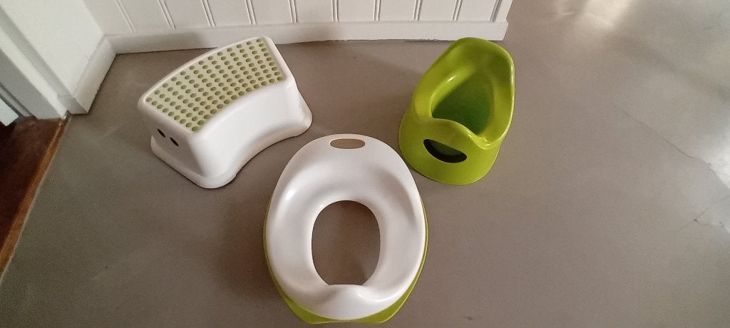 Potje, brilverkleiner, opstapkrukje, Ophalen of Verzenden, Gebruikt, Kunststof