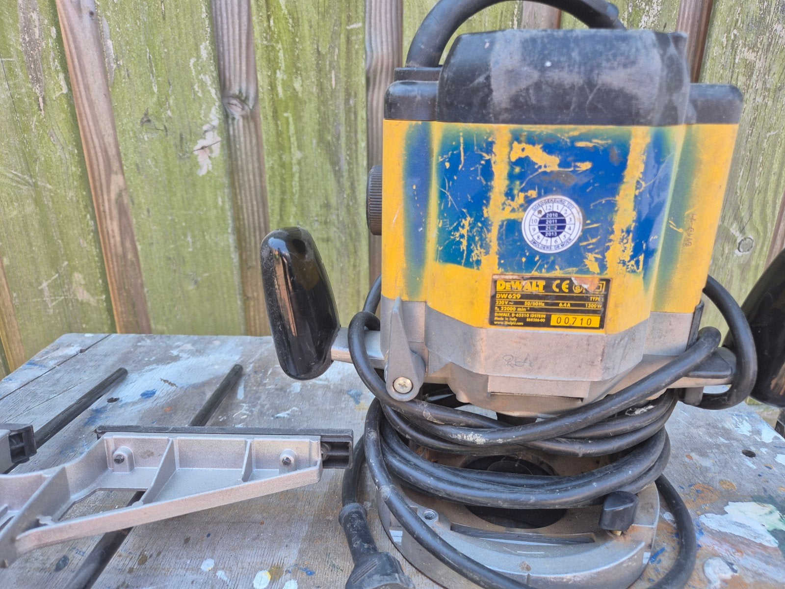 DeWalt Bovenfrees - Krachtige en Betrouwbare Router, Ophalen, Gebruikt, DeWalt, Bovenfrees