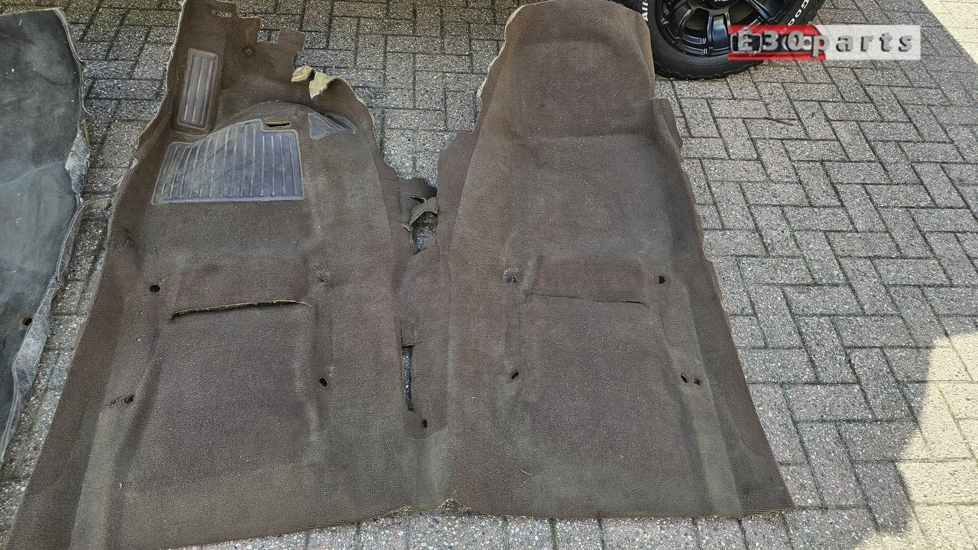 Tapijt vloerbedekking bruin BMW 3 serie E30 sedan TAPIJTE30-, Ophalen, Gebruikt, -, -