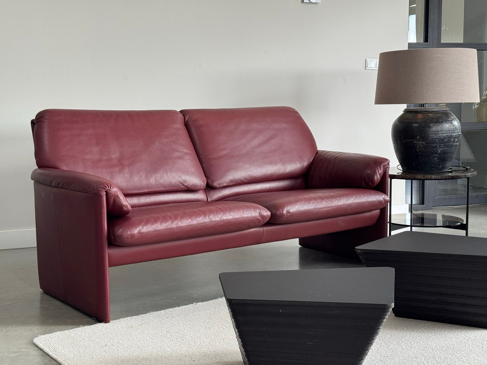 Leolux Bora Beta 2.5 zits bank + fauteuil - Bordeauxrood, X, 150 tot 200 cm, Tweepersoons, Ophalen of Verzenden