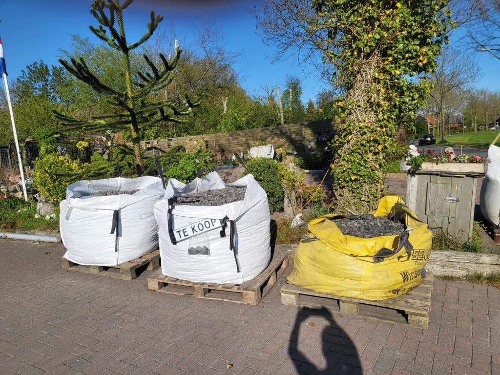 Te koop 3 big-bags split, Ophalen of Verzenden, Antraciet, Basalt, Split