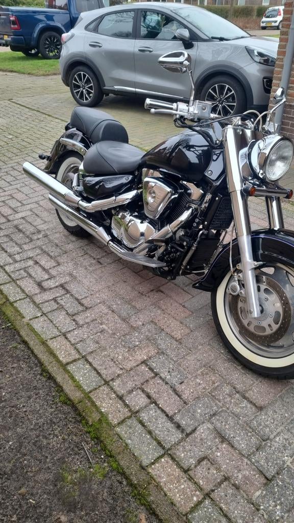Suzuki Intruder vl 1500 - Zwarte Chopper met Chrome Details, Motoren, Motoren | Suzuki, 2 cilinders, Gebruikt, Particulier, Meer dan 35 kW