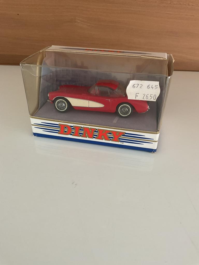 Dinky Corvette Stingray, Ophalen, Zo goed als nieuw, Auto, Dinky Toys