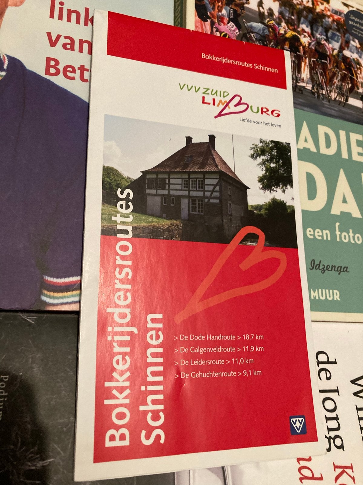 Bokkerijdersroutes Schinnen - VVV Zuid Limburg, Boeken, Overige merken, Ophalen of Verzenden, Zo goed als nieuw, Benelux
