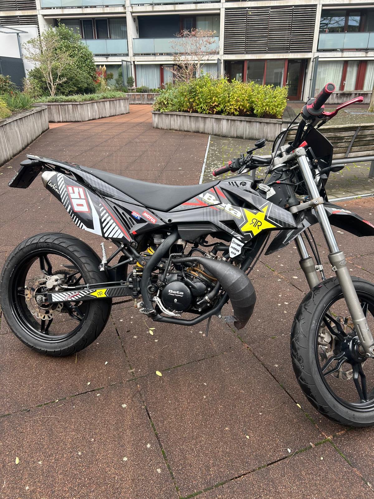 Beta RR 50 | LeoVince uitlaat | Stage6 50cc | Rijdt goed, Ophalen, 6 versnellingen, Gebruikt, 50 cc