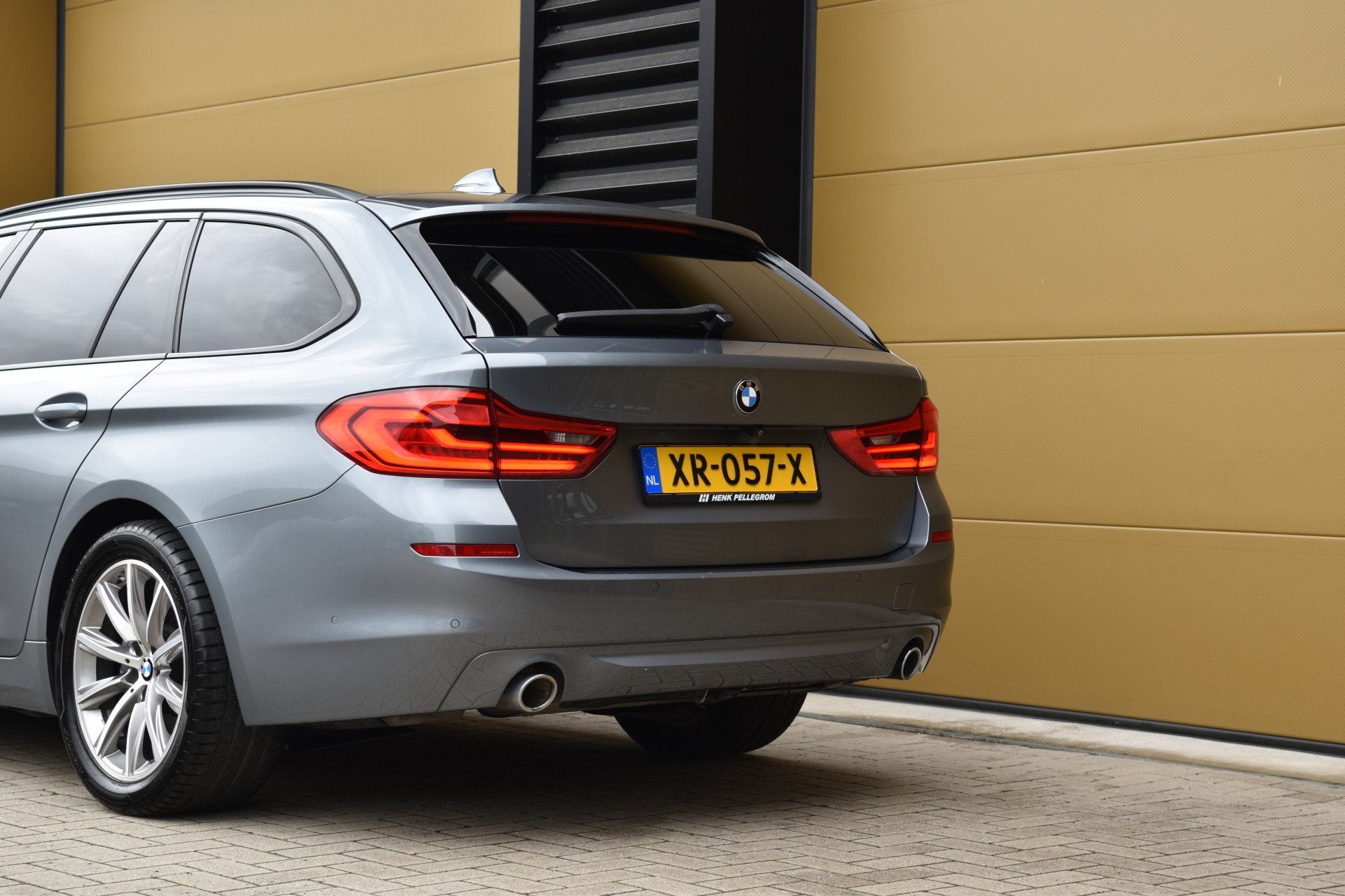 Foto 8 van BMW 5 Serie Touring 520i High Executive Edition * Comfortsto